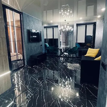 Luxury Design Apartments In The Center Of Kiev Exterior photo