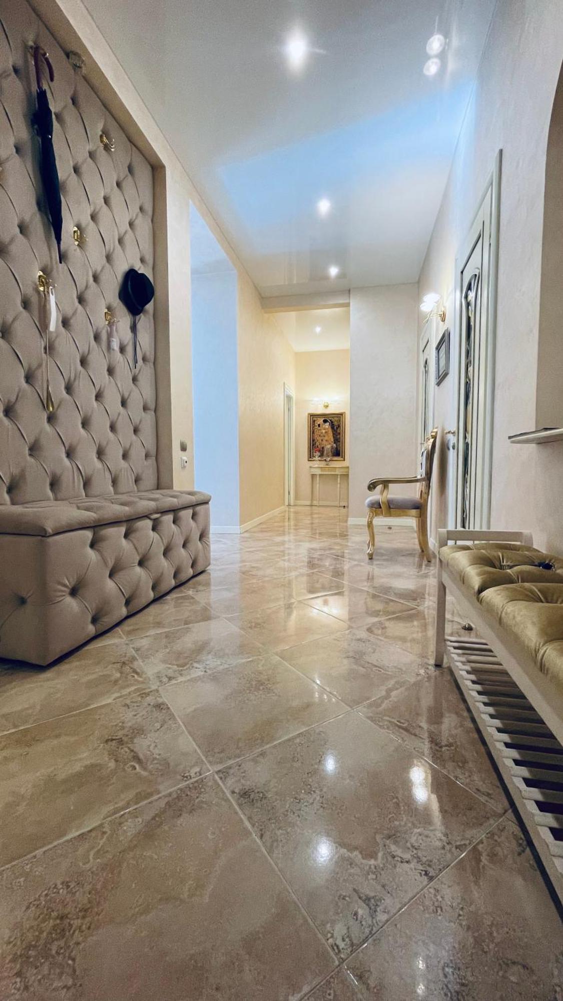 Luxury Design In The Center Of Apartment Kyiv