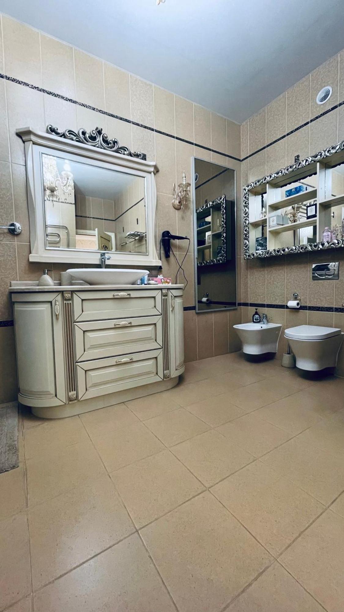 Luxury Design In The Center Of * Kijów